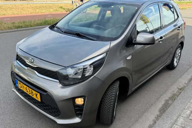 Kia Picanto (2018) thumbnail 4
