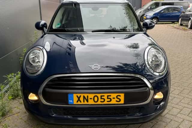 MINI One (2019) thumbnail 6