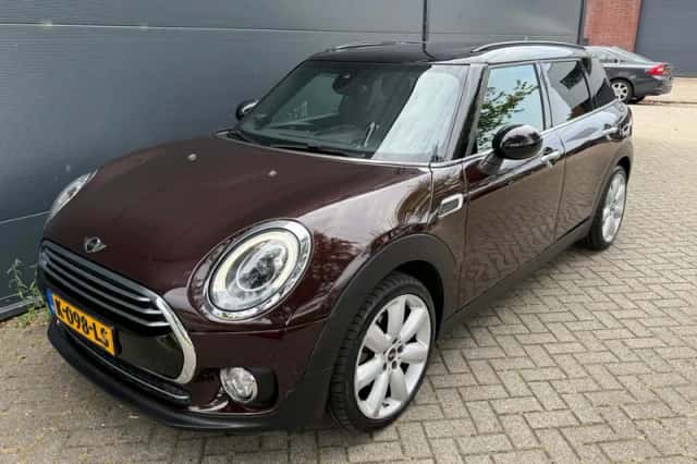 MINI Clubman (2017) thumbnail 3