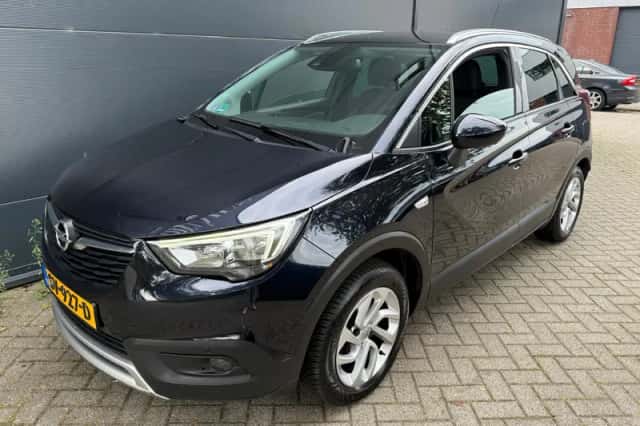 Opel Crossland X (2018) thumbnail 3