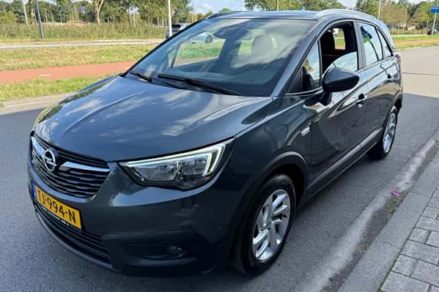 Opel Crossland X (2018) thumbnail 2