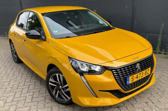 Peugeot 208 (2023) thumbnail 1