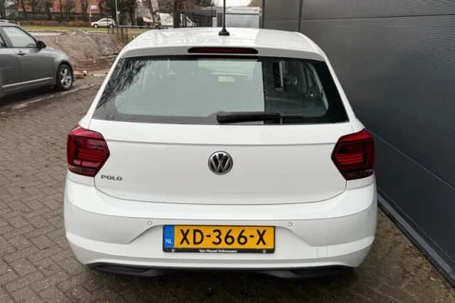 Volkswagen Polo (2019) thumbnail 6