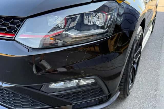 Volkswagen Polo (2015) thumbnail 3