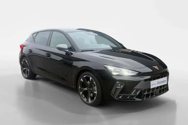 CUPRA Leon (2025) thumbnail 5
