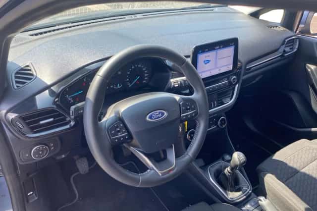 Ford Fiesta (2023) thumbnail 2