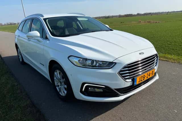 Ford Mondeo (2020) thumbnail 1