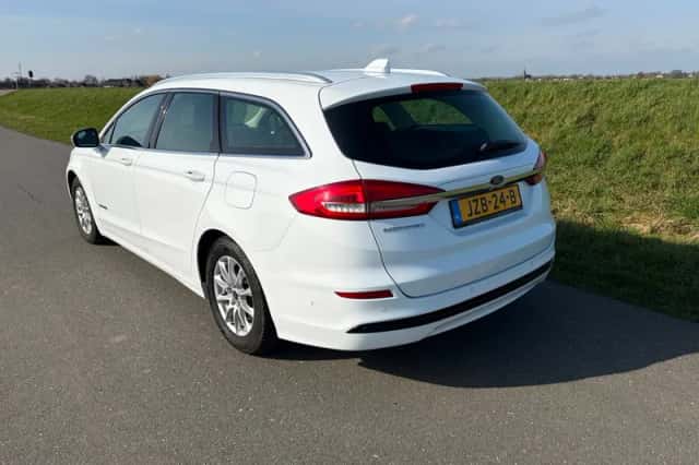 Ford Mondeo (2020) thumbnail 5