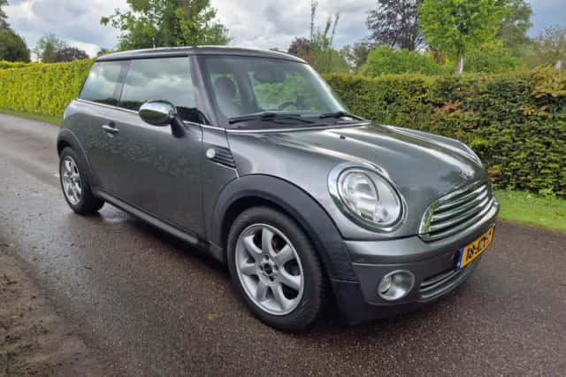 MINI  (2009) thumbnail 6