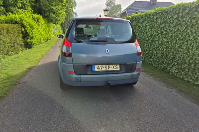 Renault Scénic (2006) thumbnail 4