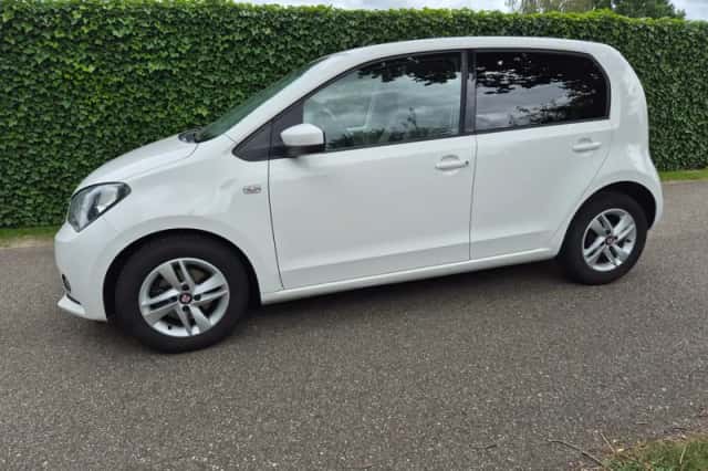 SEAT Mii (2013) thumbnail 2