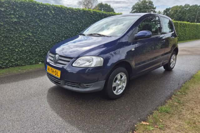 Volkswagen Fox (2006) thumbnail 1