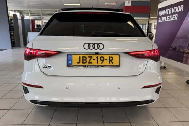 Audi A3 (2024) thumbnail 5