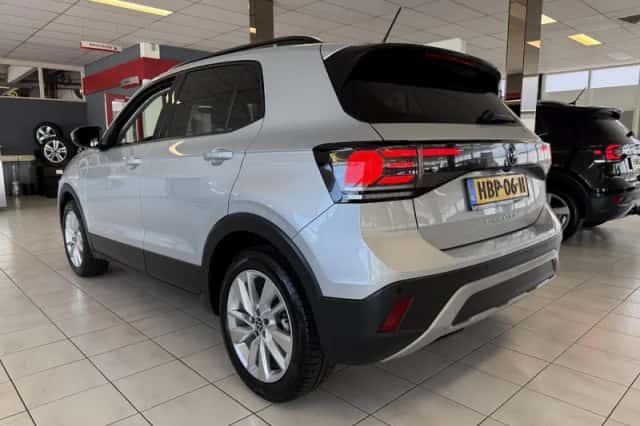 Volkswagen T-Cross (2024) thumbnail 4