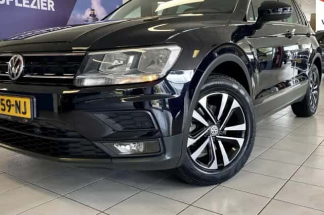 Volkswagen Tiguan (2020) thumbnail 1