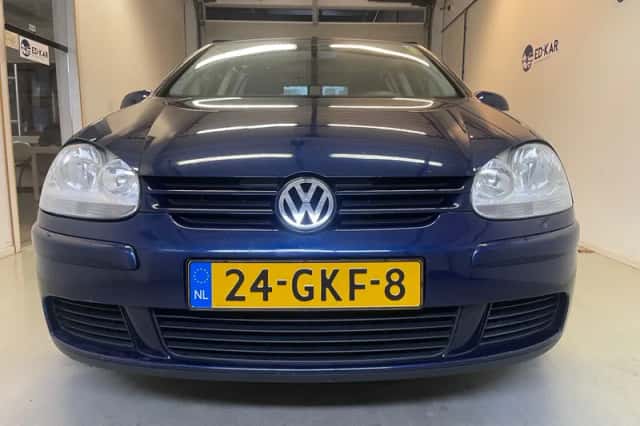 Volkswagen Golf (2008) thumbnail 3