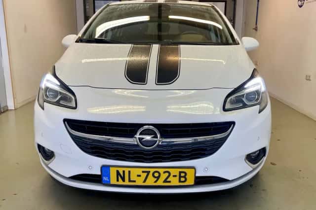Opel Corsa (2017) thumbnail 4