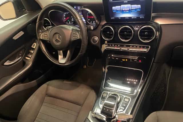 Mercedes-Benz GLC-Klasse (2016) thumbnail 2