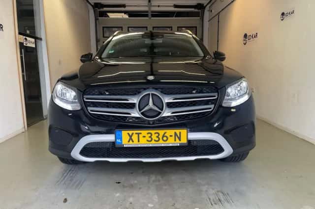 Mercedes-Benz GLC-Klasse (2016) thumbnail 3