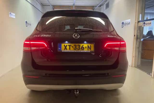 Mercedes-Benz GLC-Klasse (2016) thumbnail 6