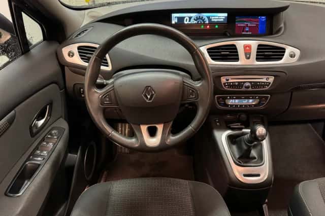 Renault GRAND SCENIC (2009) thumbnail 2