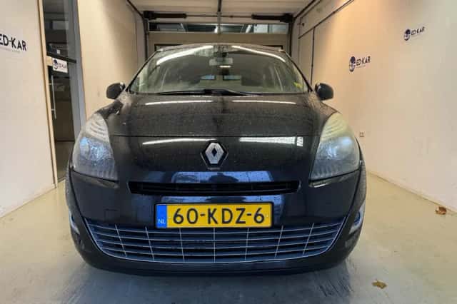 Renault GRAND SCENIC (2009) thumbnail 5
