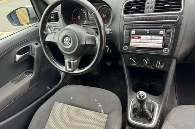 Volkswagen Polo (2010) thumbnail 2