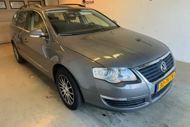 Volkswagen Passat (2006) thumbnail 5
