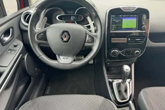Renault Clio (2015) thumbnail 2