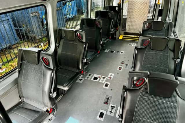 Mercedes-Benz Sprinter (2013) thumbnail 3