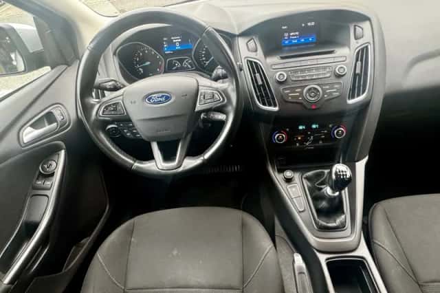Ford Focus (2016) thumbnail 2