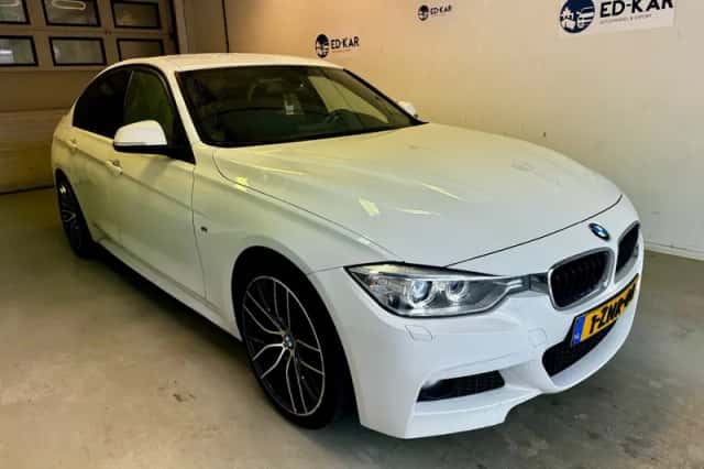 BMW 3-Serie (2015) thumbnail 6
