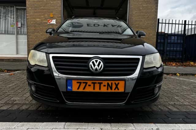 Volkswagen Passat (2007) thumbnail 4