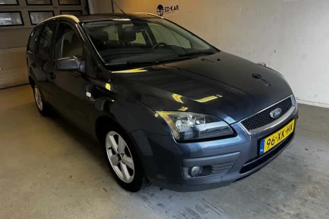 Ford Focus (2007) thumbnail 5