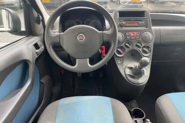 Fiat Panda (2009) thumbnail 2