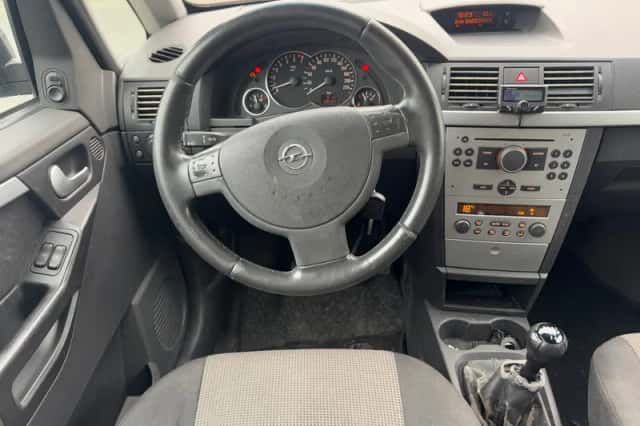 Opel Meriva (2004) thumbnail 2
