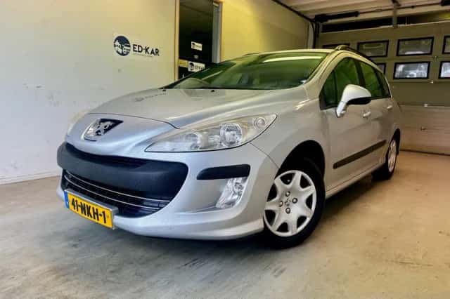 Peugeot 308 (2010)