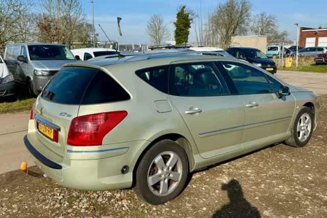 Peugeot 407 (2008) thumbnail 5