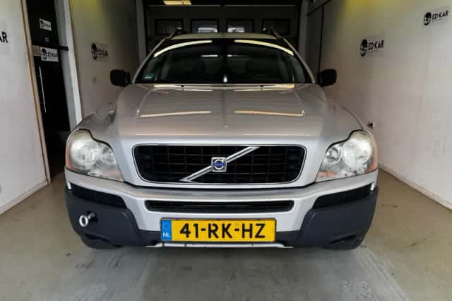 Volvo XC90 (2005) thumbnail 4