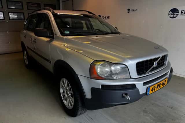 Volvo XC90 (2005) thumbnail 5