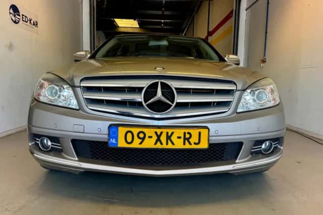 Mercedes-Benz C-Klasse (2007) thumbnail 4