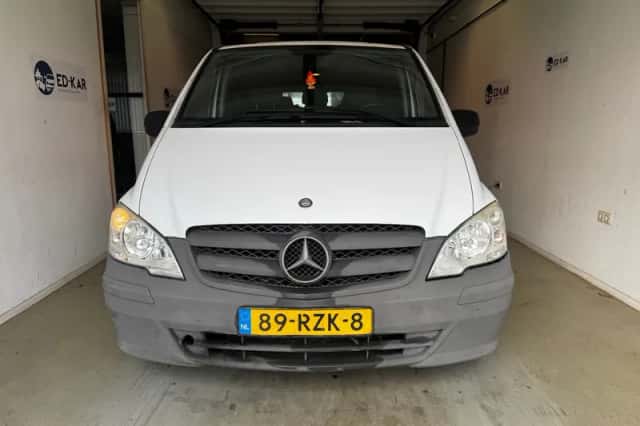 Mercedes-Benz Vito (2011) thumbnail 4