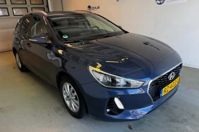 Hyundai i30 (2018) thumbnail 4