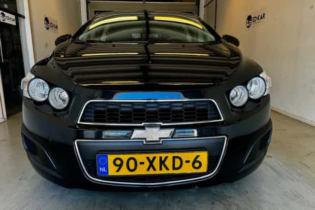 Chevrolet AVEO (2012) thumbnail 4