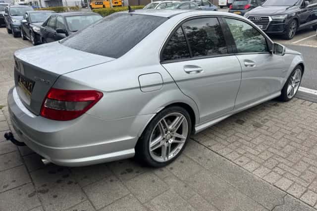 Mercedes-Benz C-Klasse (2009) thumbnail 6