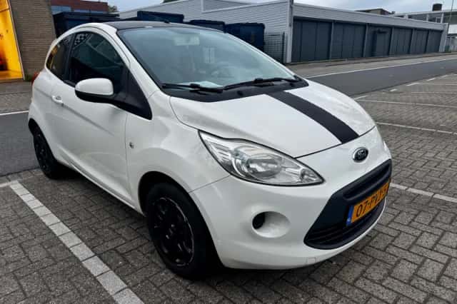 Ford KA (2011) thumbnail 5