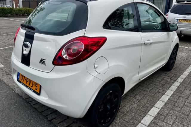 Ford KA (2011) thumbnail 6