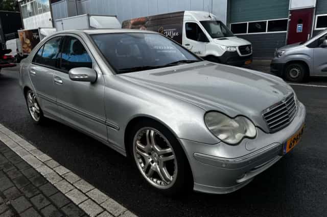 Mercedes-Benz C-Klasse (2000) thumbnail 6