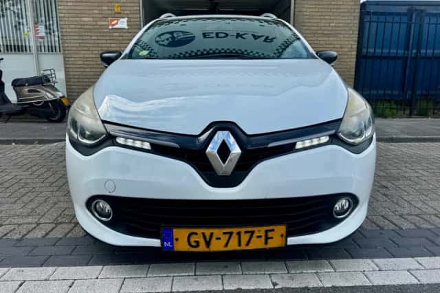 Renault Clio (2015) thumbnail 4