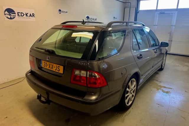 Saab 9-5 (2005) thumbnail 6